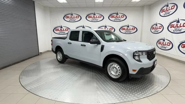 New 2026 Space White Metallic Ford XL image 2