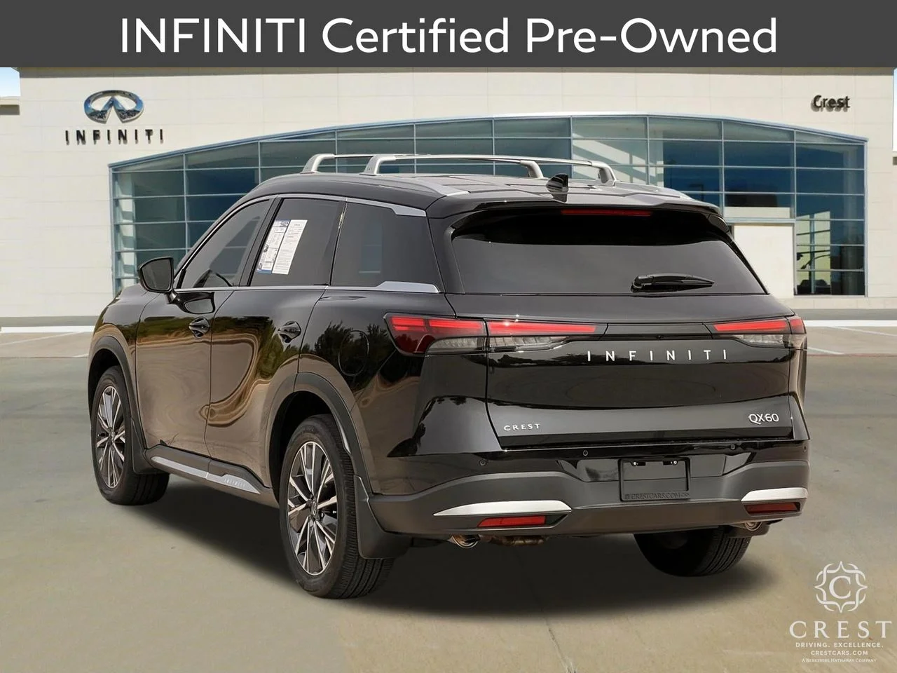 Certified Used 2026 Mineral Black INFINITI LUXE image 8