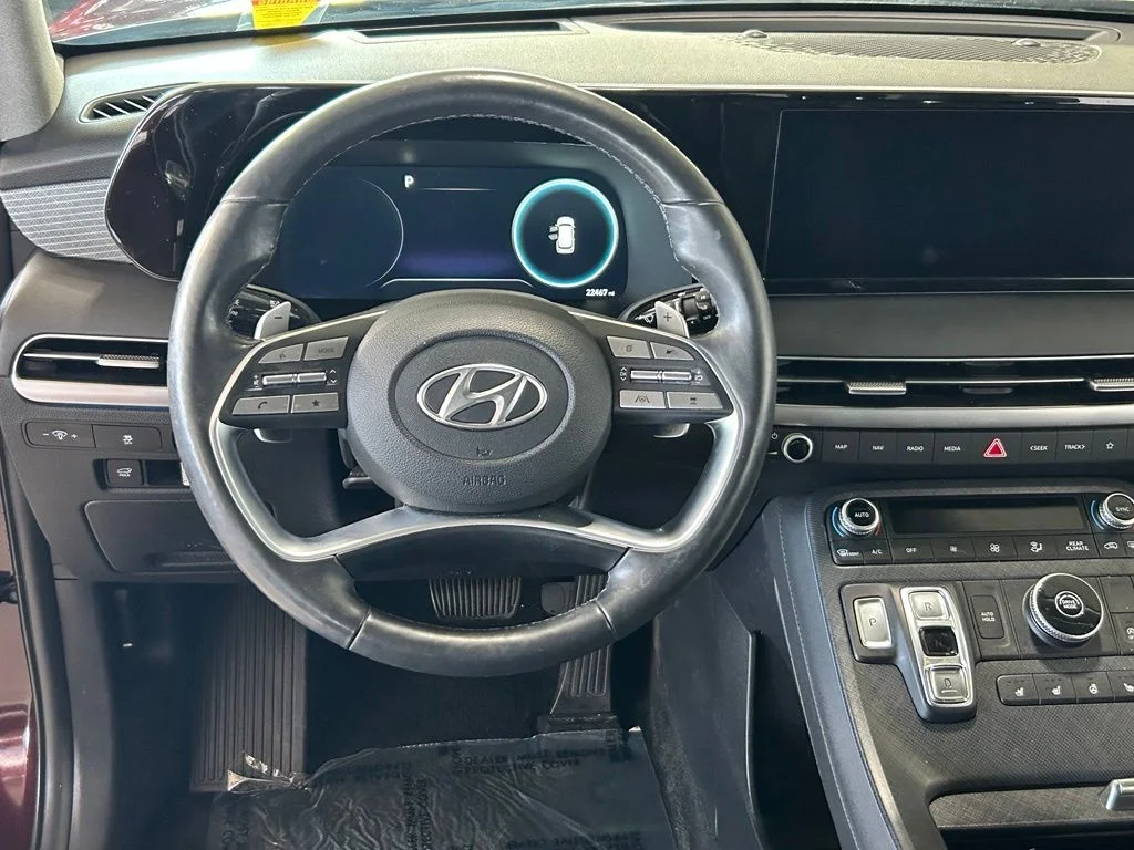Used 2024 Sierra Burgundy Hyundai Limited image 9