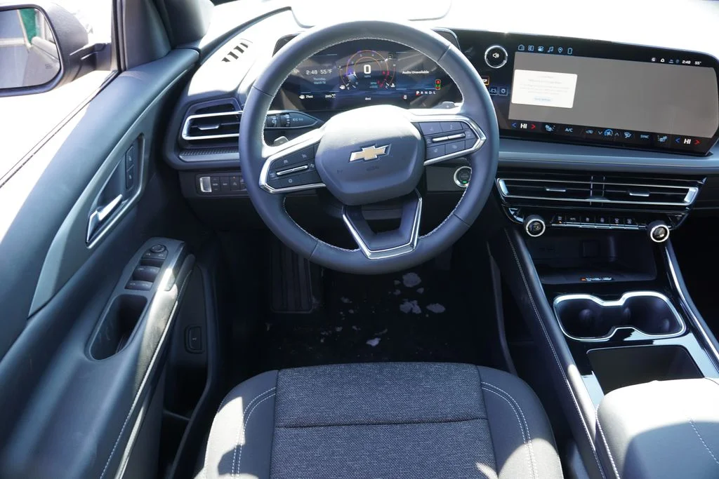 New 2026 Mosaic Black Metallic Chevrolet LT image 15