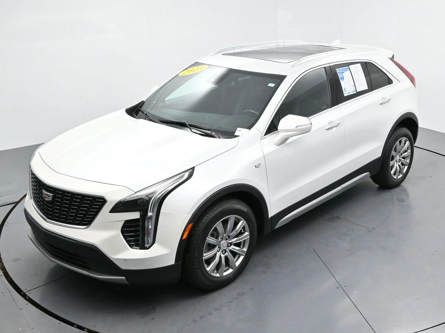 Used 2023 Crystal White Tricoat Cadillac Premium Luxury image 36