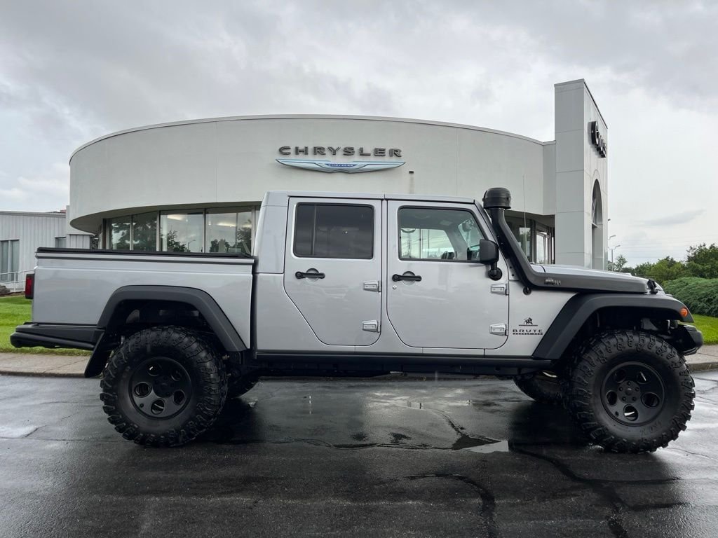 Used 2014 Billet Metallic Clearcoat Jeep Unlimited Rubicon image 42
