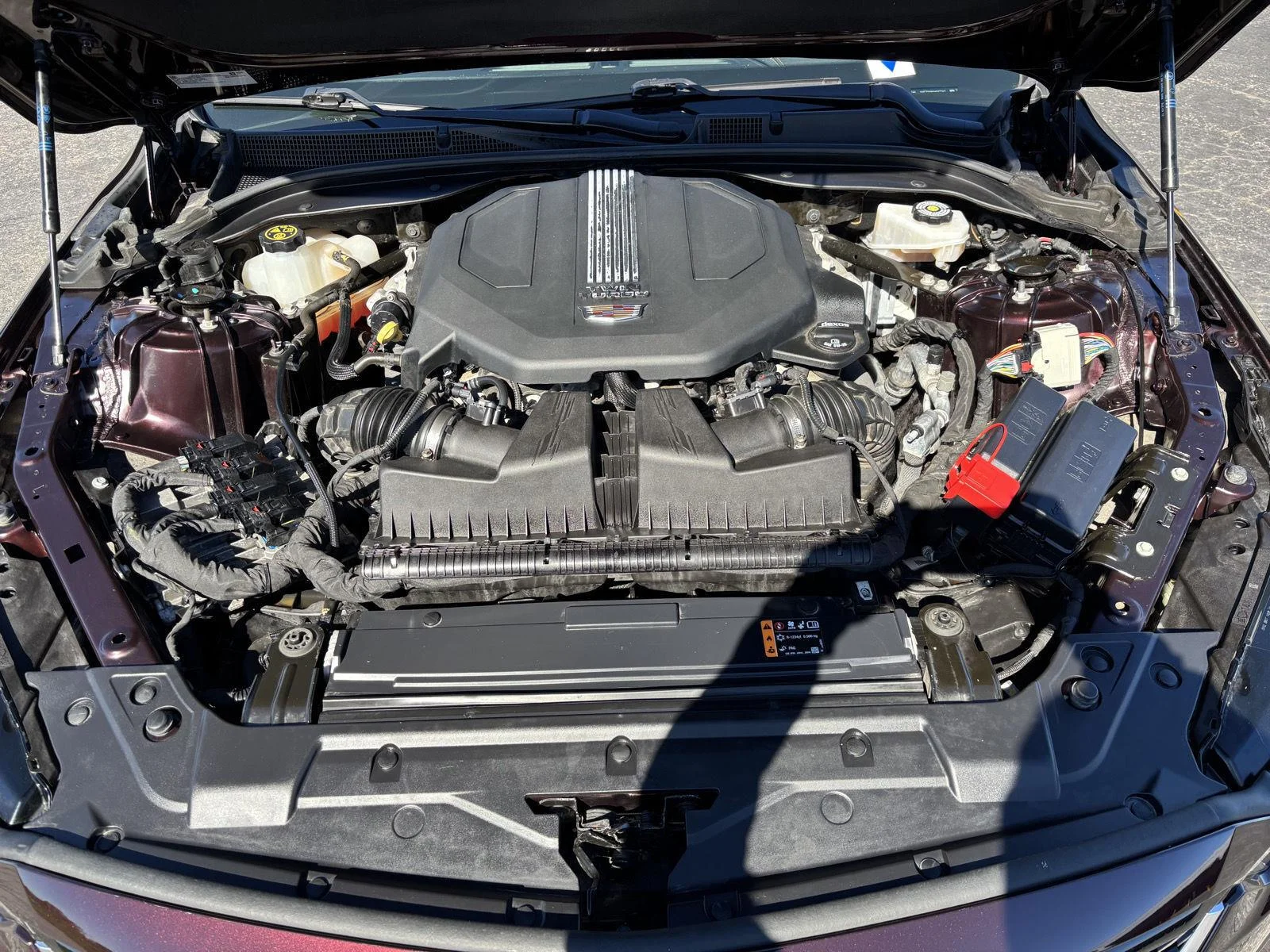 Used 2021 GARNET METALLIC Cadillac Premium Luxury image 10