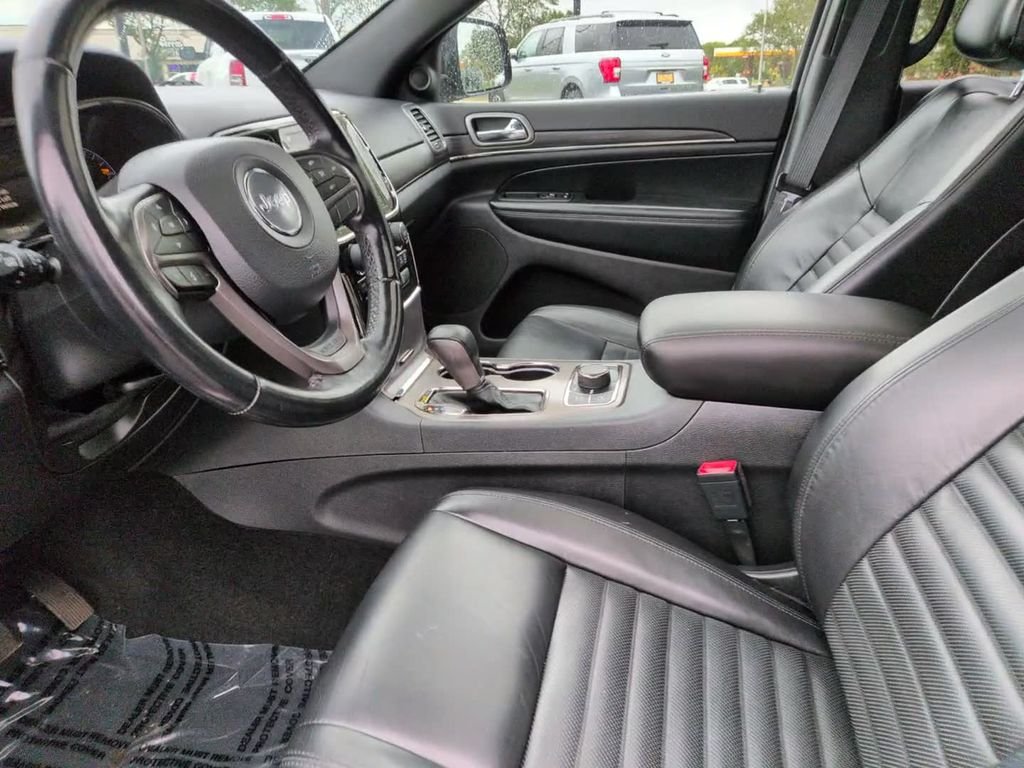 Certified Used 2021 Red Jeep Limited X image 17