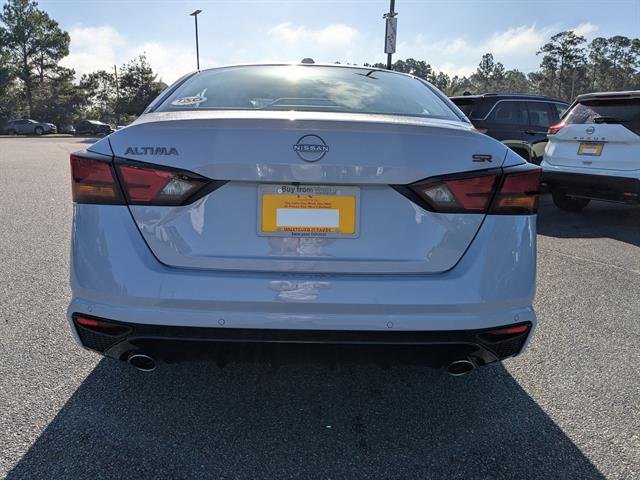 New 2025 Gray Sky Pearl Nissan SR image 6