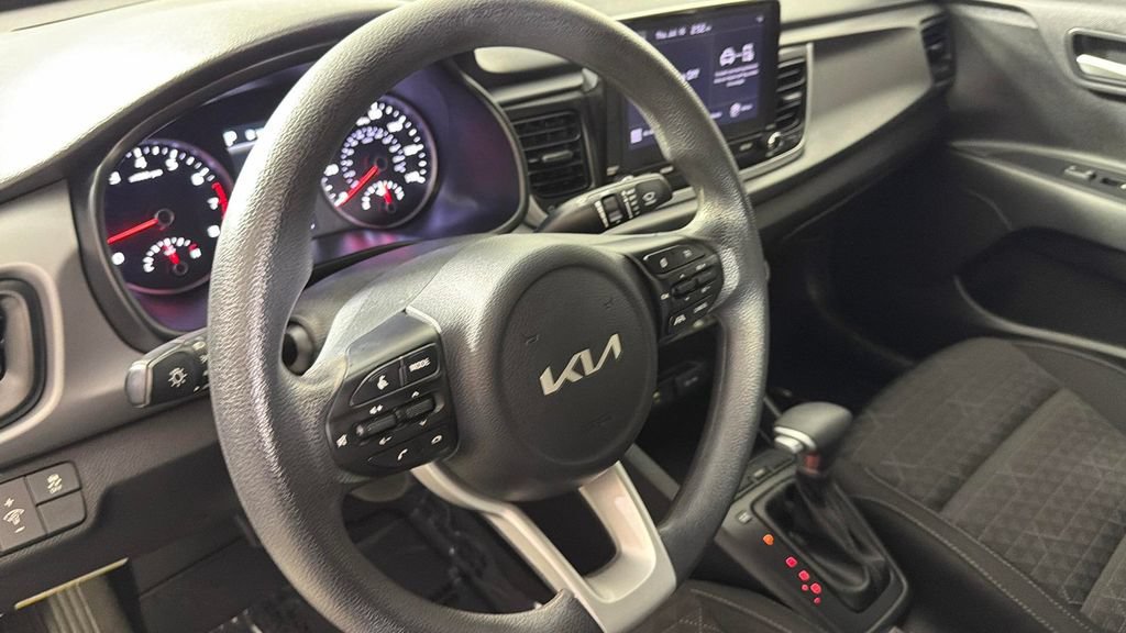 Used 2023 Black Kia S image 25