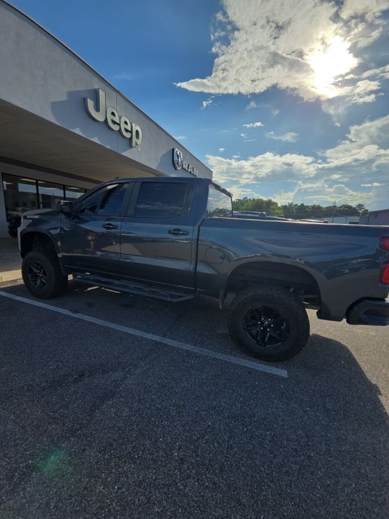 Used 2019 Gray Chevrolet LT Trail Boss image 2