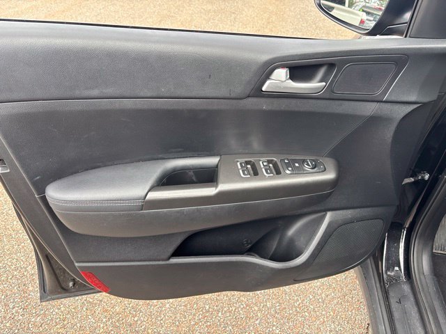 Used 2020 Red Kia LX image 14