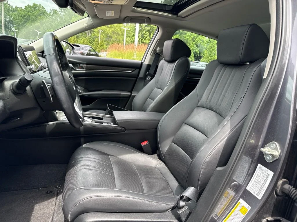 Used 2020 Modern Steel Metallic Honda EX-L 2.0T image 9