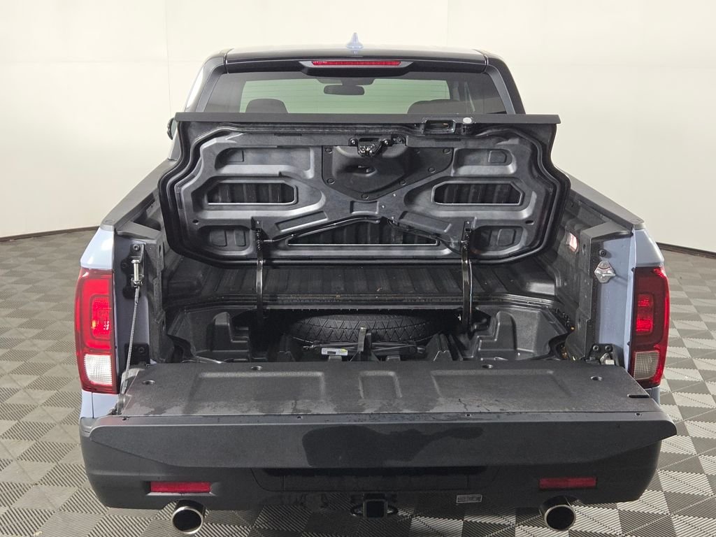 2025 Honda Ridgeline Sport - Photo 9