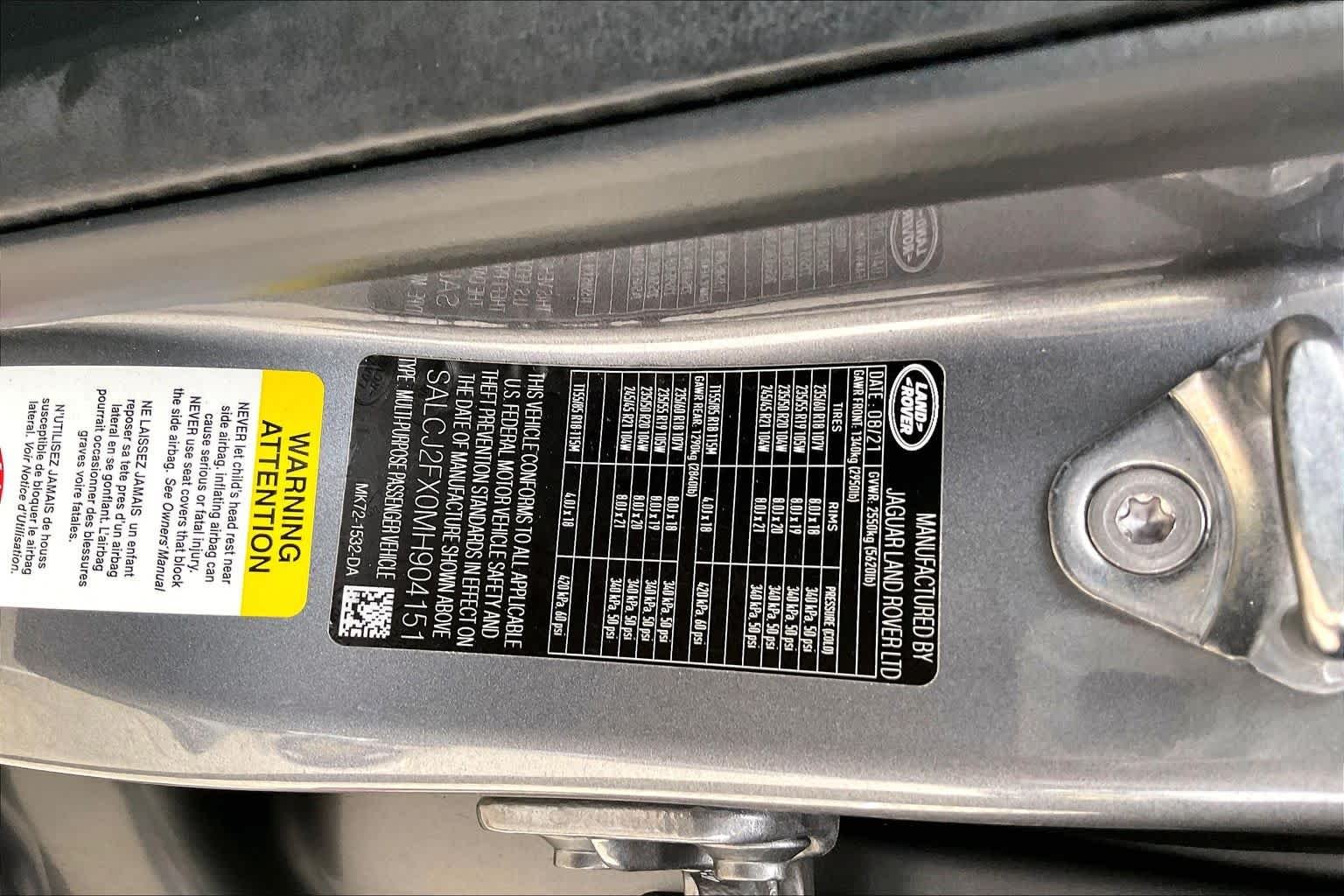 Used 2021 Eiger Grey Metallic Land Rover S image 37