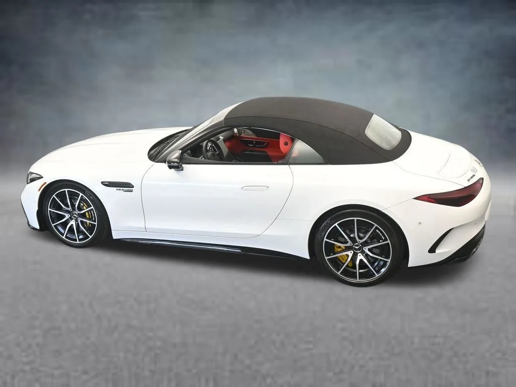 Used 2022 White Mercedes-Benz SL 63 AMG® image 58