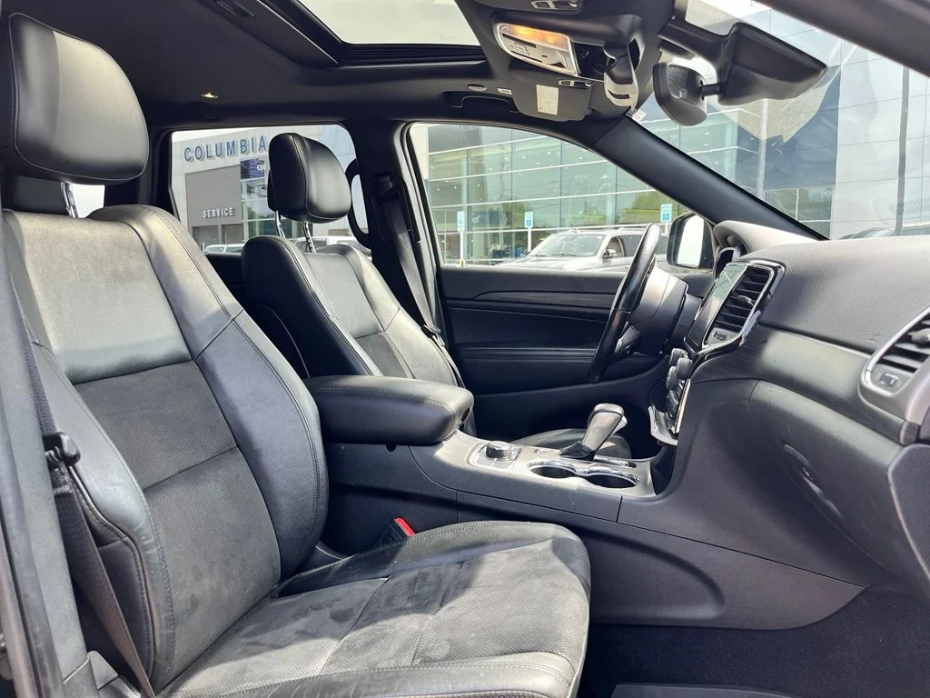 Used 2022 Black Jeep Laredo X image 7