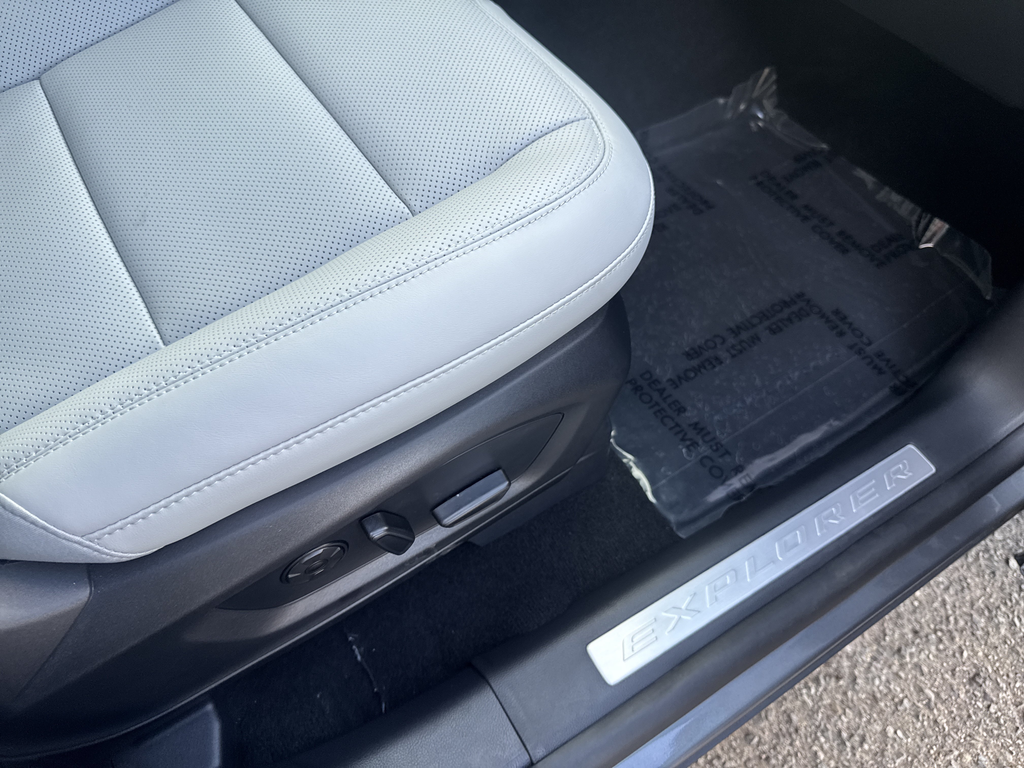 Used 2026 CARBONIZED FORD Platinum image 5