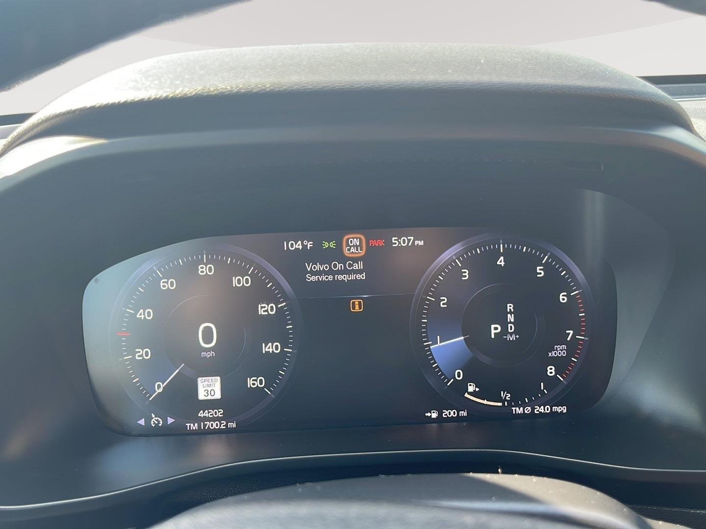 2019 Volvo XC40 Momentum - Photo 24