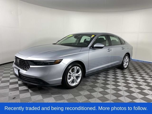 Used 2025 Silver Honda LX image 4