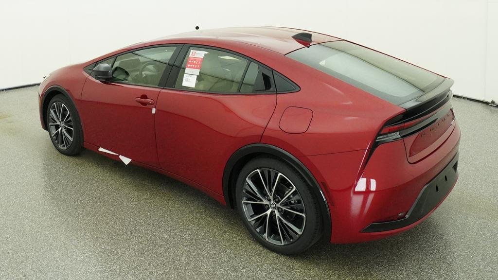 New 2026 Supersonic Red Toyota XLE image 39