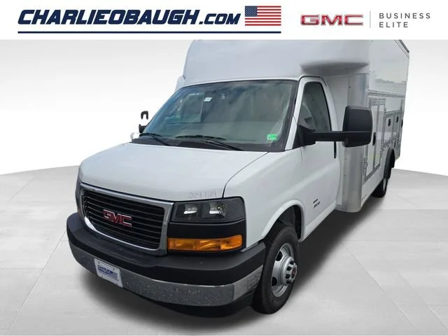 2025 GMC Savana 4500 159" WB's photo