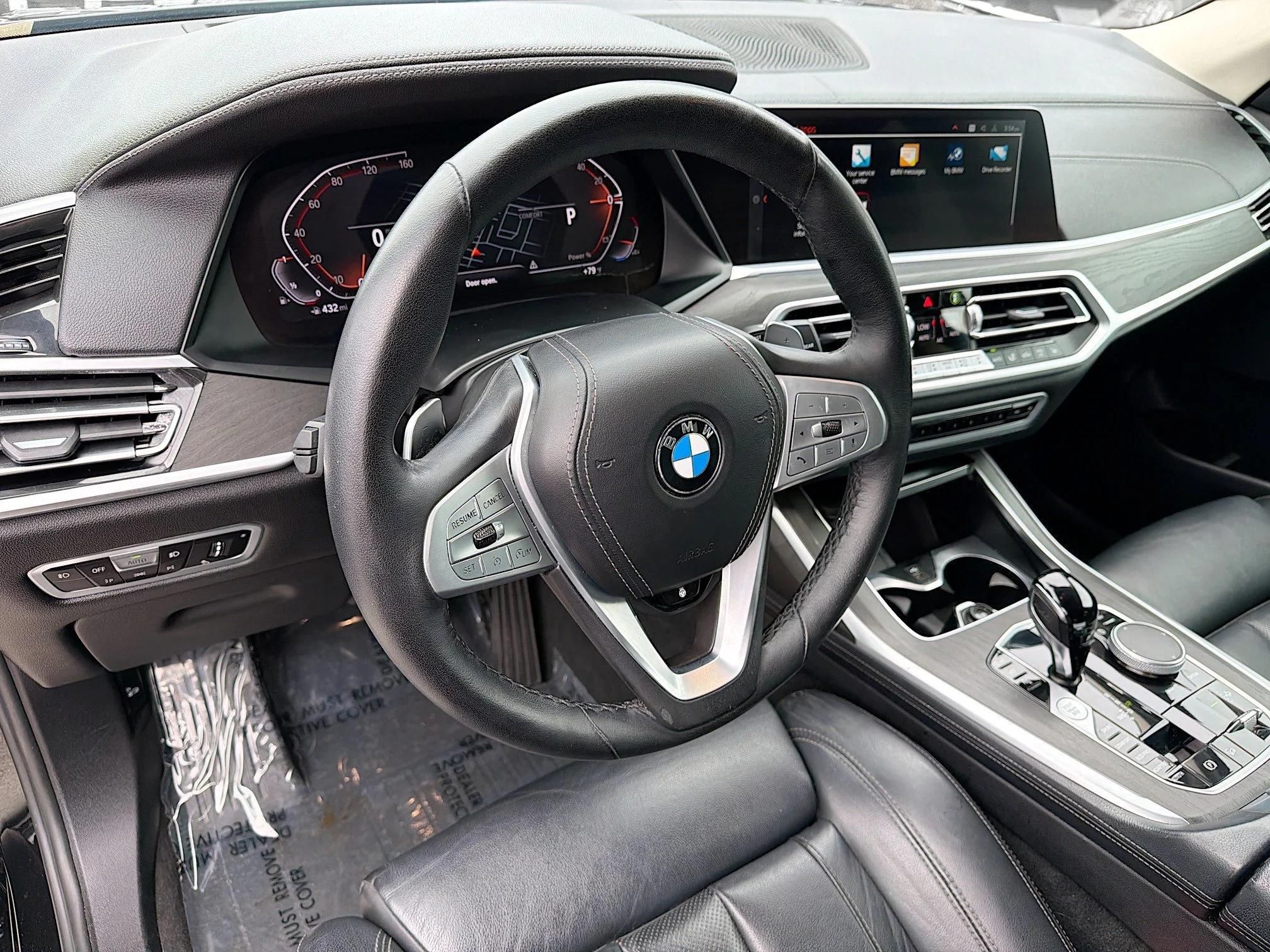 Used 2022 Black Sapphire Metallic BMW xDrive40i image 27