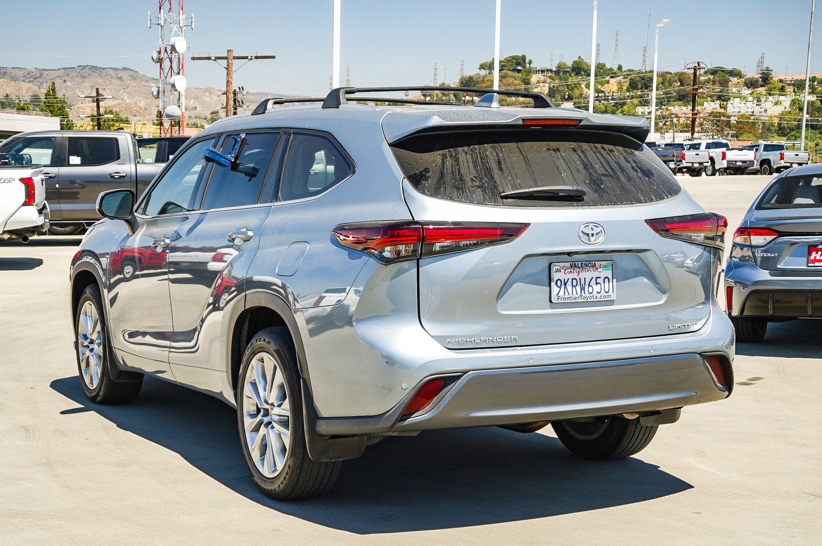 Certified Used 2024 Moon Dust Toyota Limited image 4