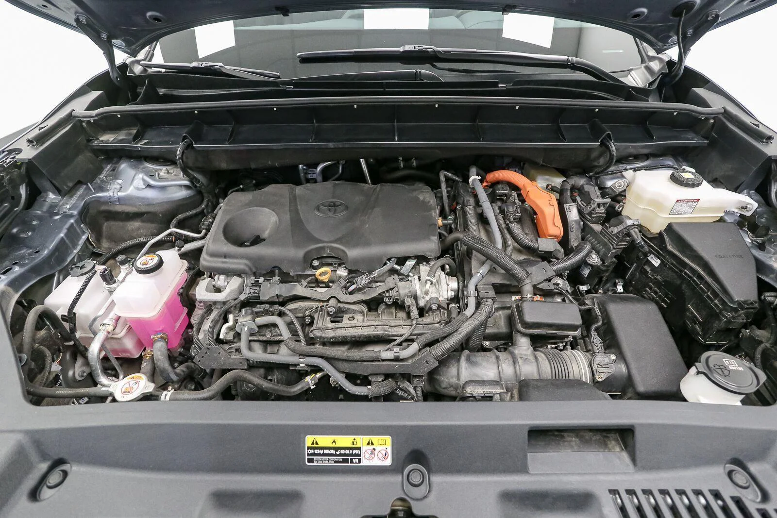 Used 2023 Moon Dust Toyota XLE image 15