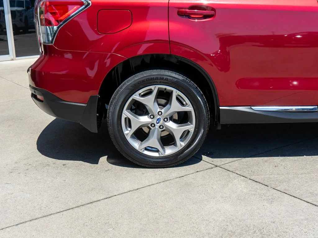 Used 2018 Red Subaru 2.5i Touring image 37