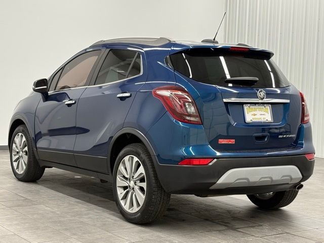 Used 2019 Blue Buick Preferred image 4