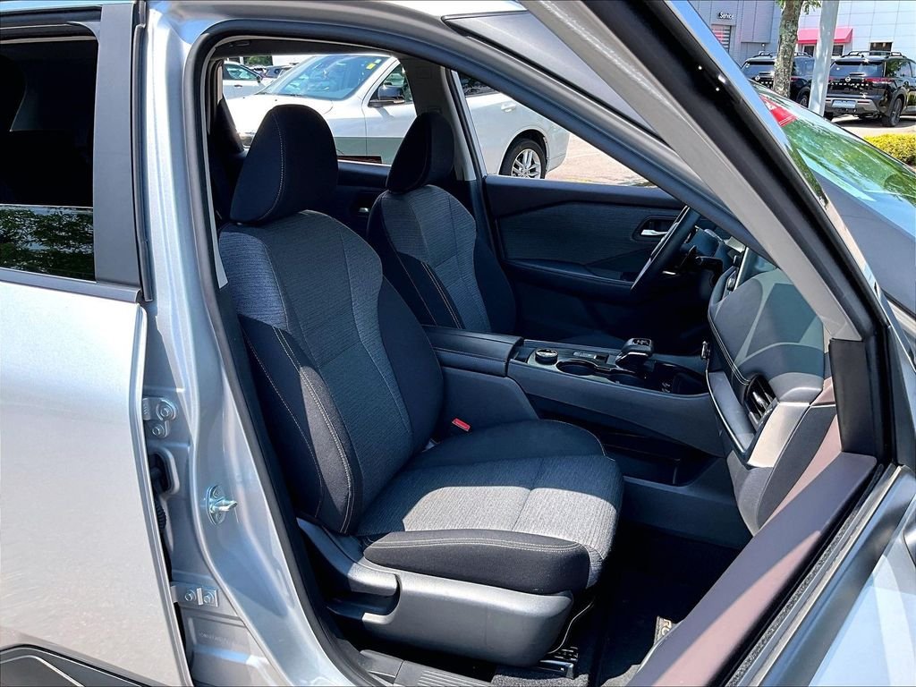 Certified Used 2023 Silver Nissan SV image 11