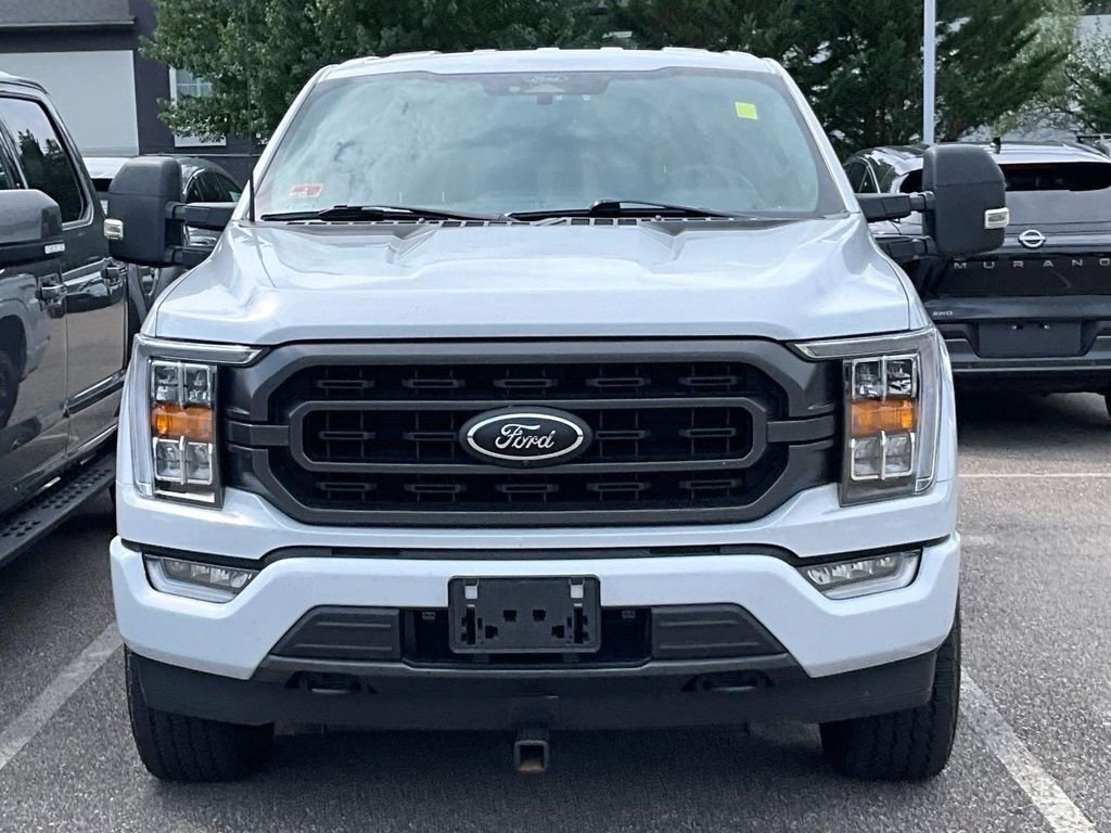 Used 2022 White Ford XLT image 2