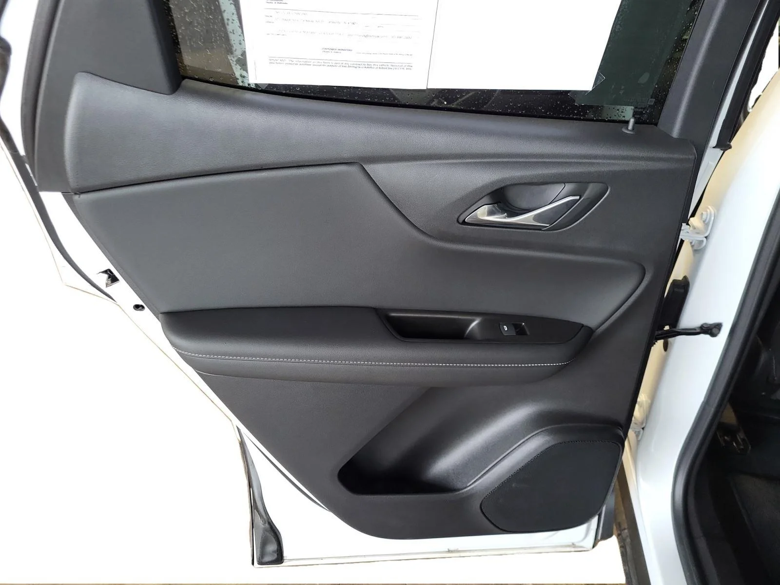 Used 2024 Summit White Chevrolet LT image 16