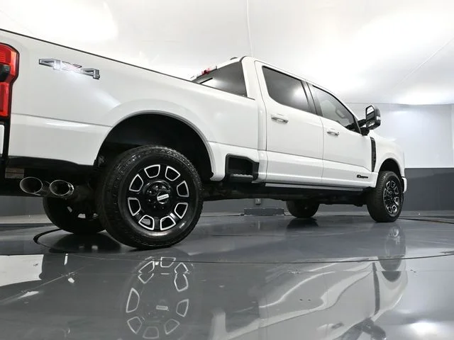 2025 Ford F-250 Super Duty Platinum - Photo 57