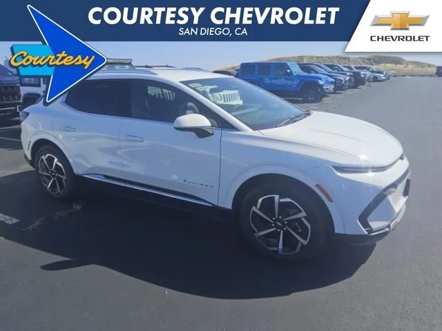 2025 Chevrolet Equinox EV 2LT FWD's photo