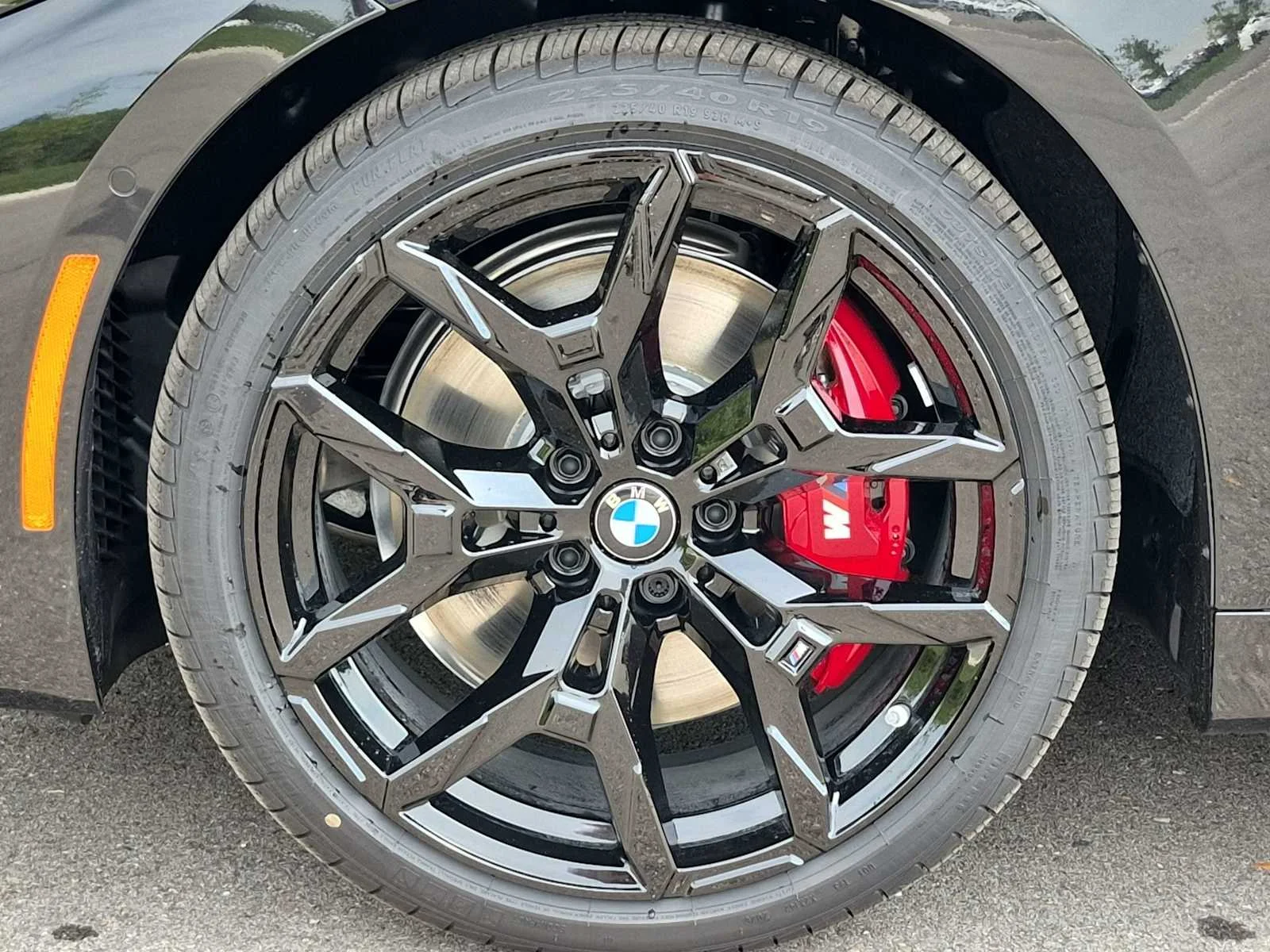 New 2027 Black Sapphire Metallic BMW M440i xDrive image 13