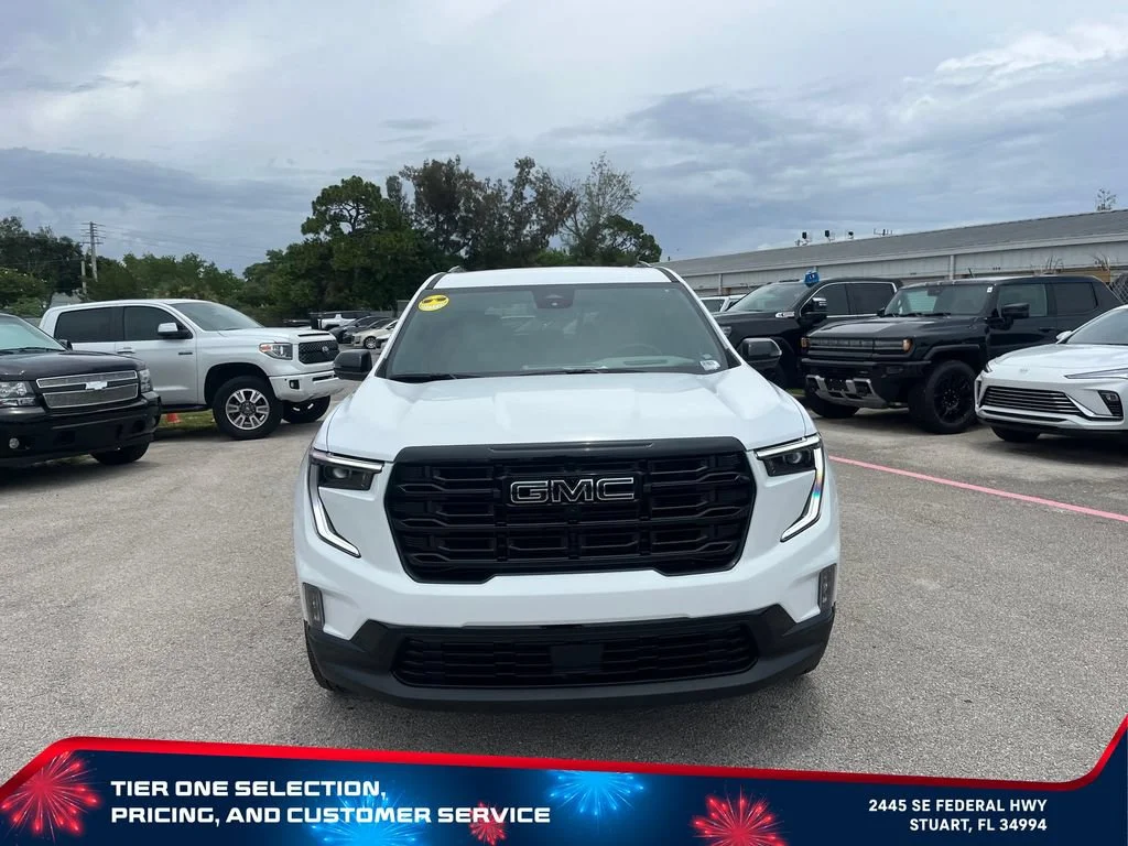 New 2026 Summit White GMC Elevation image 3