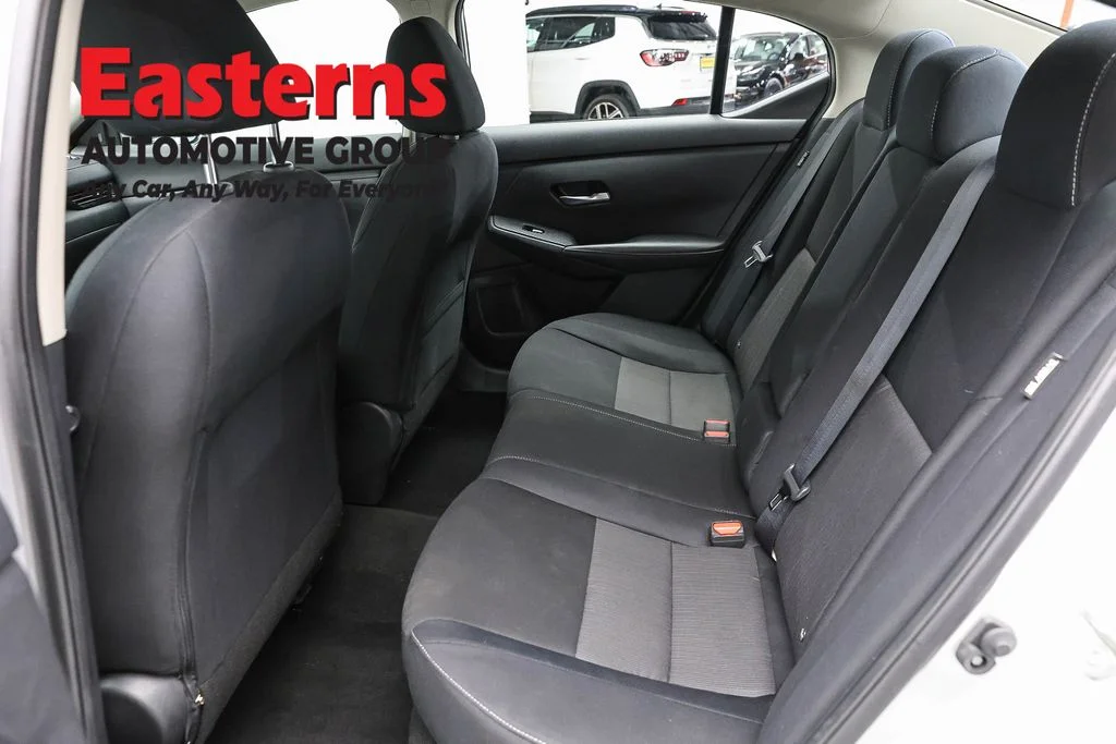 Used 2022 Silver Nissan SV image 21