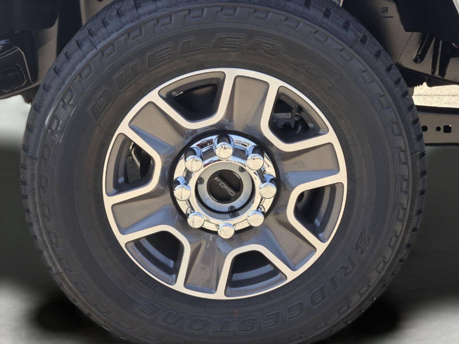 New 2026 Star White Metallic Tri-Coat Ford F-250® Lariat® image 7