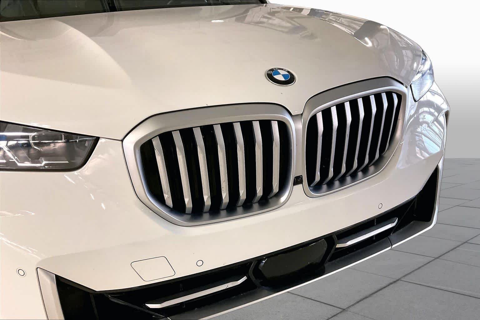 Used 2026  BMW xDrive40i image 30
