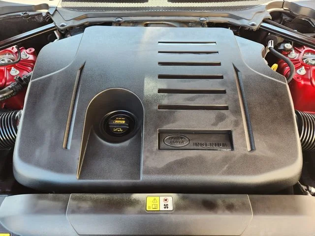 Used 2022 Red Land Rover HSE Silver Edition image 30