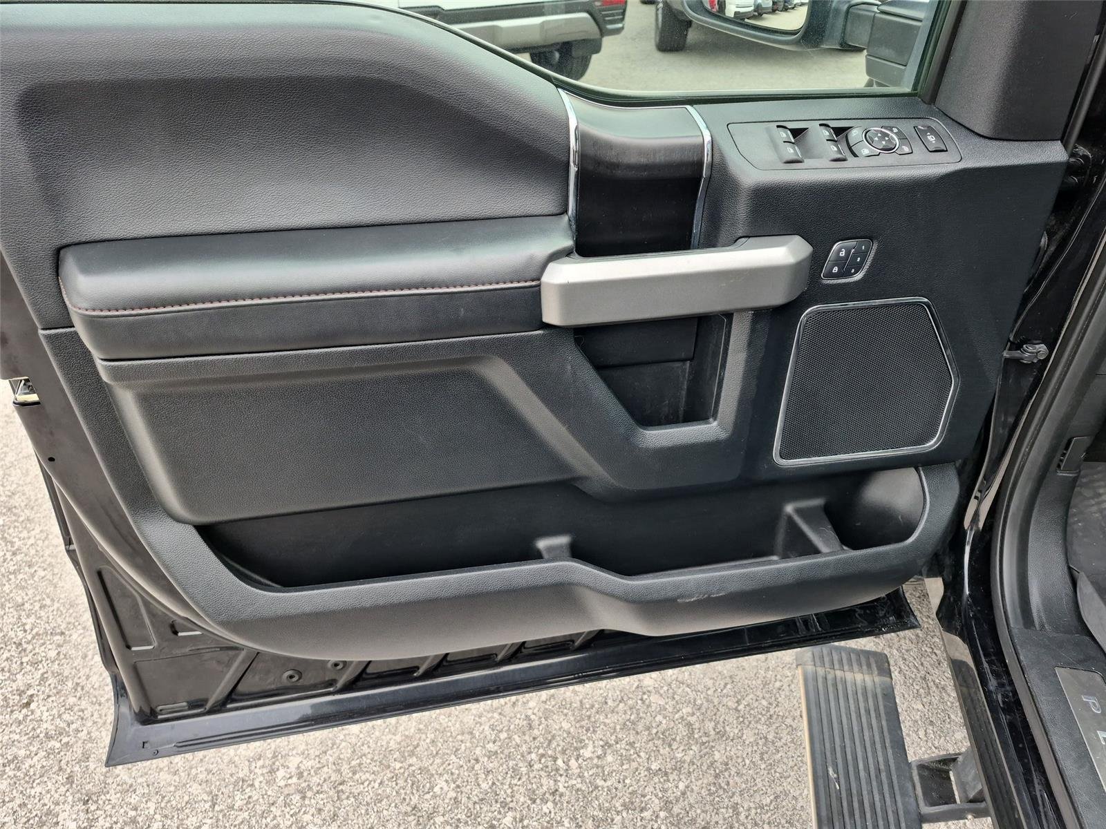 Used 2018 Shadow Black Ford Platinum image 15