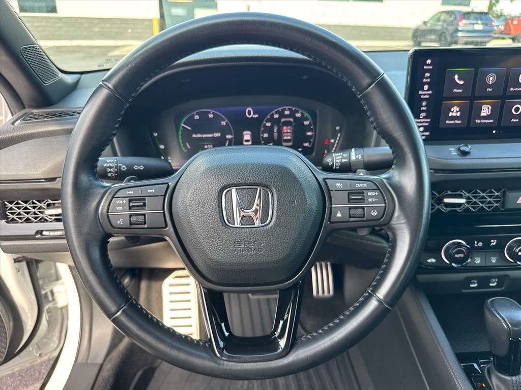 Certified Used 2023 Platinum White Pearl Honda Sport-L image 23
