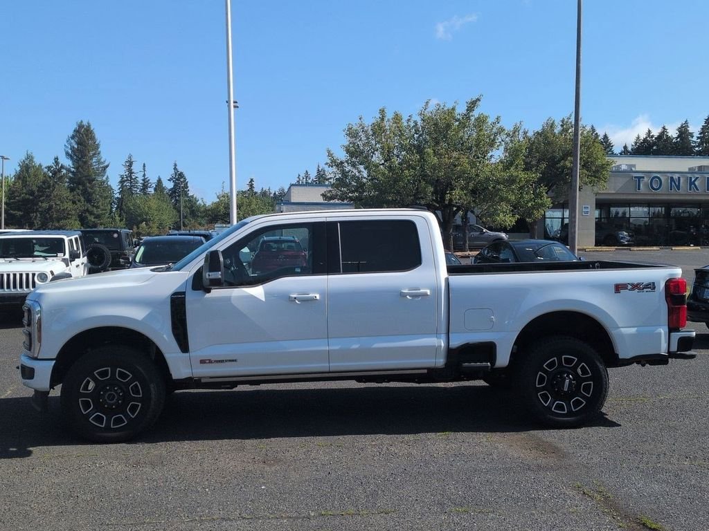 New 2026 Star White Metallic Tri-Coat Ford F-250® Platinum® image 37