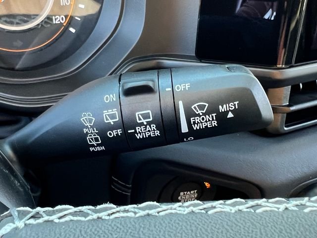 2025 Jeep Wrangler 4-Door Sahara - Photo 28