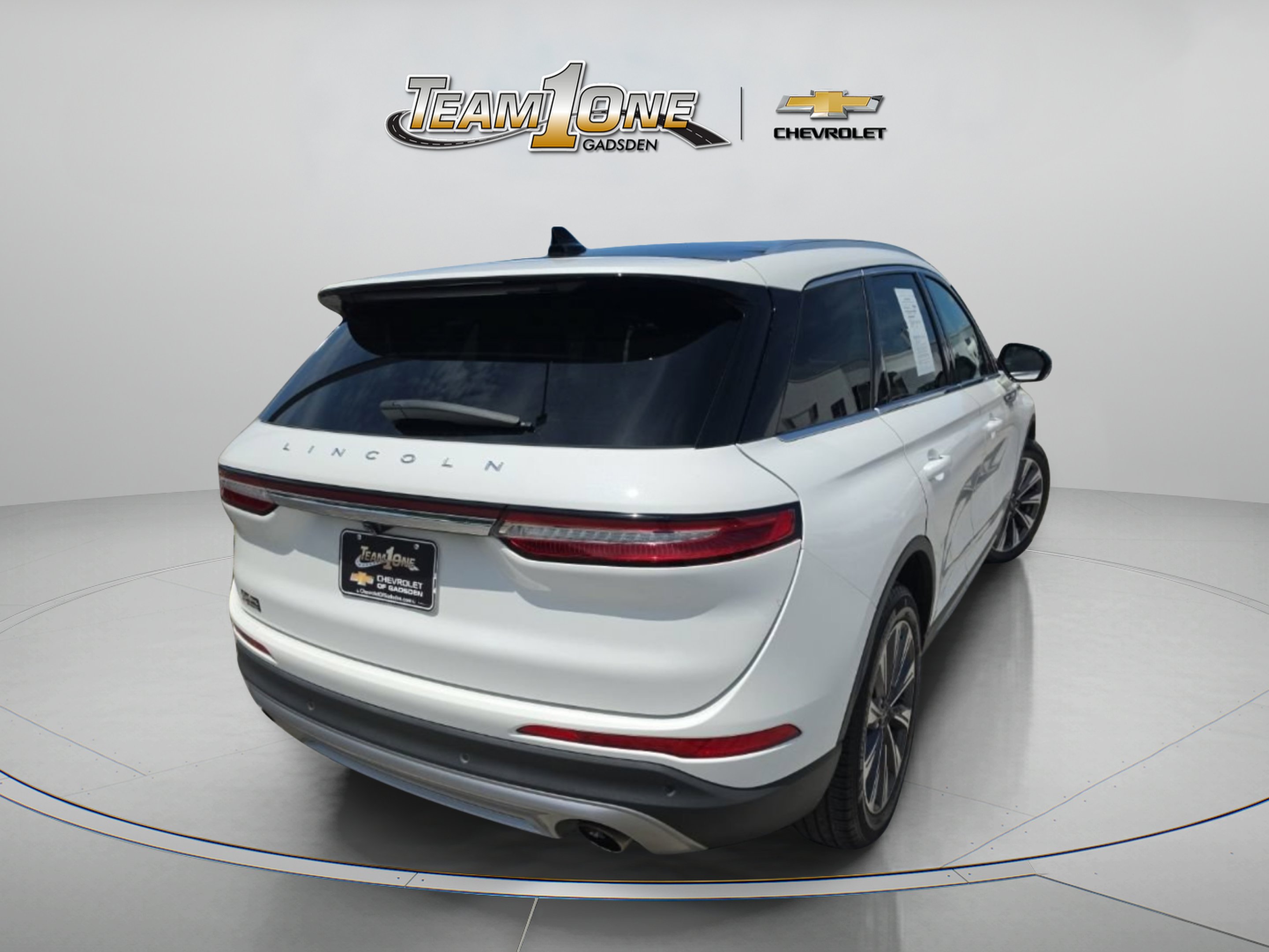 Used 2020 White Lincoln Reserve image 7
