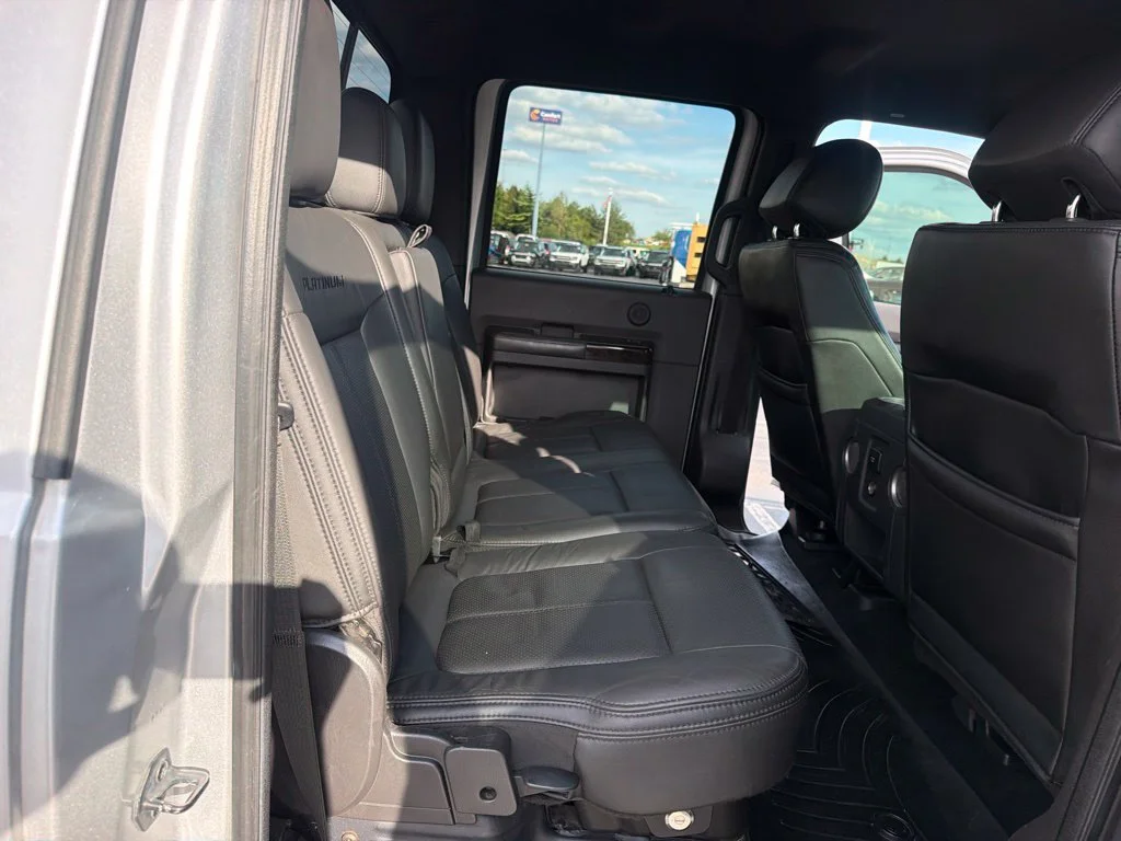 Used 2015 Ingot Silver Ford Lariat image 47