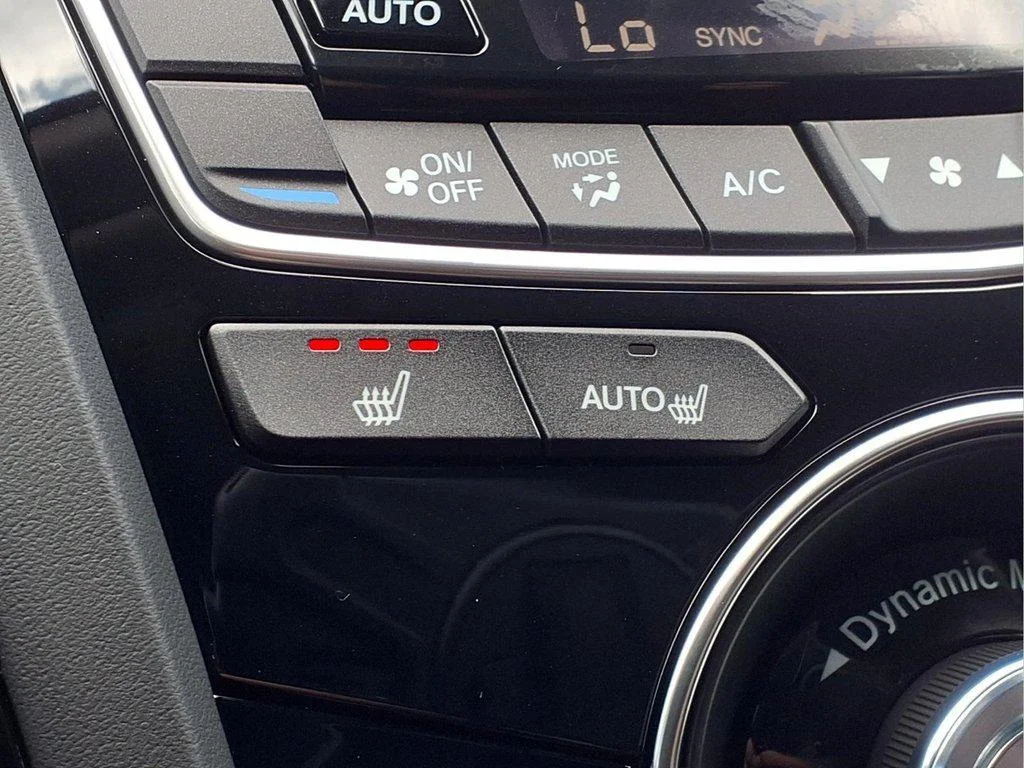 New 2026 Platinum White Pearl Acura Technology image 18