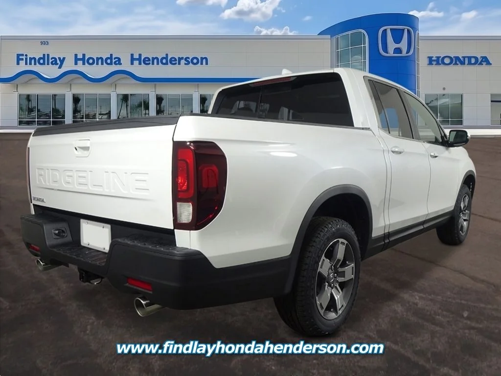New 2026 Platinum White Pearl Honda RTL image 5