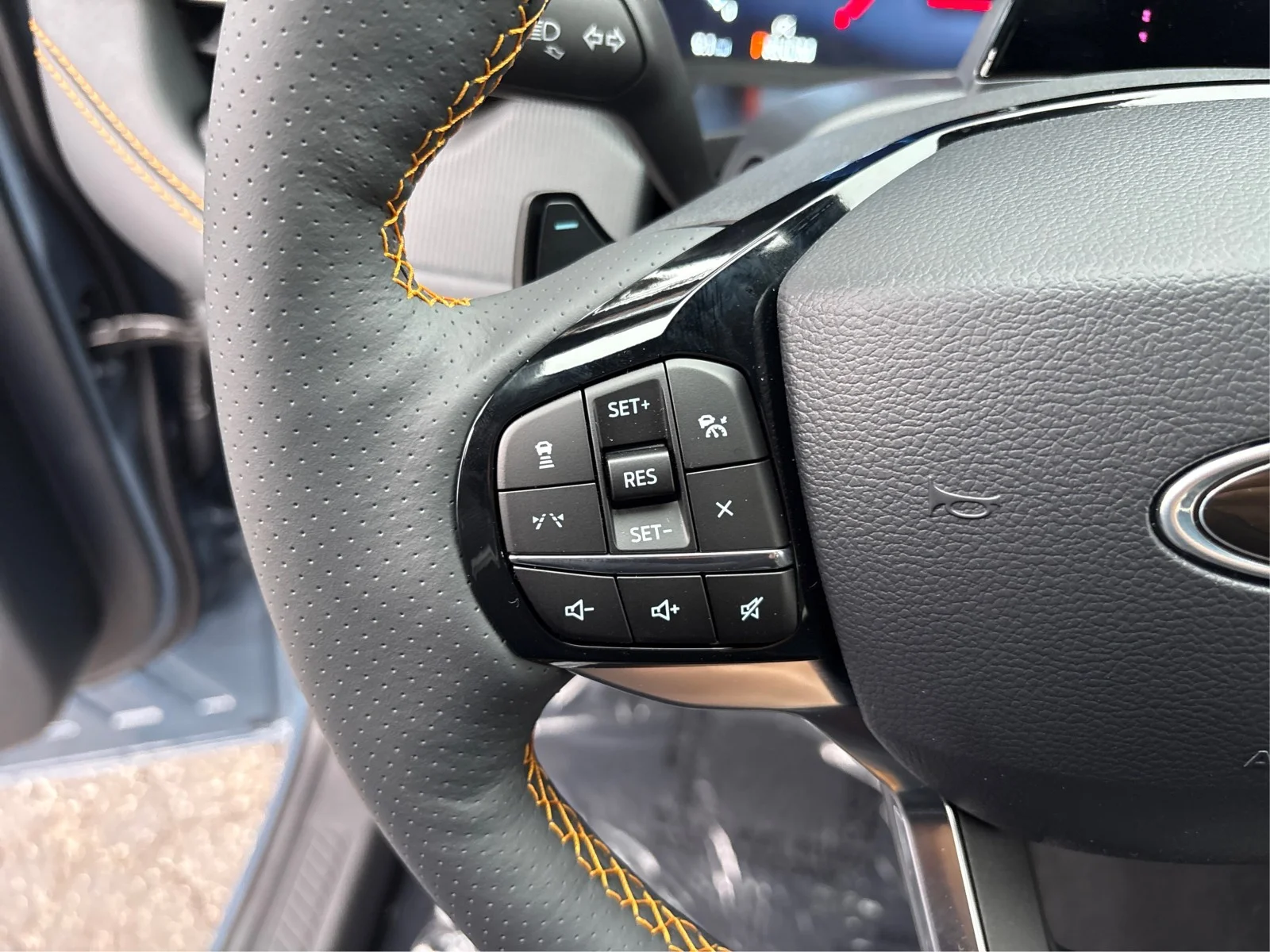 New 2026 Vapor Blue Metallic Ford Tremor® image 23