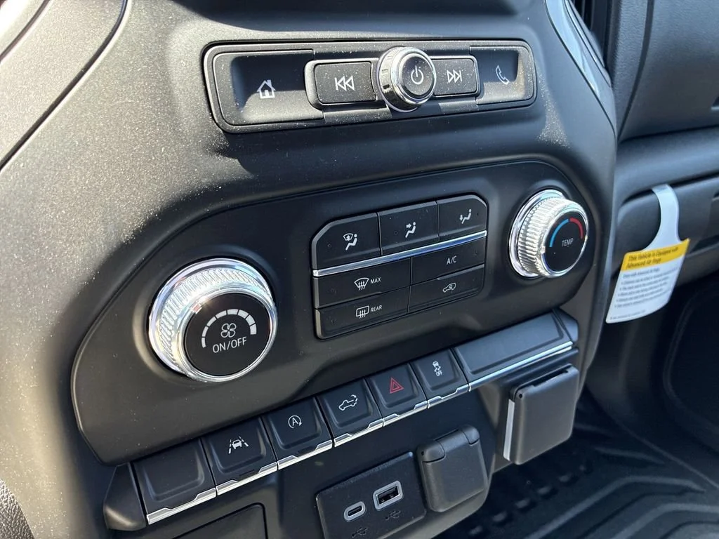 New 2026 Onyx Black GMC Pro image 17