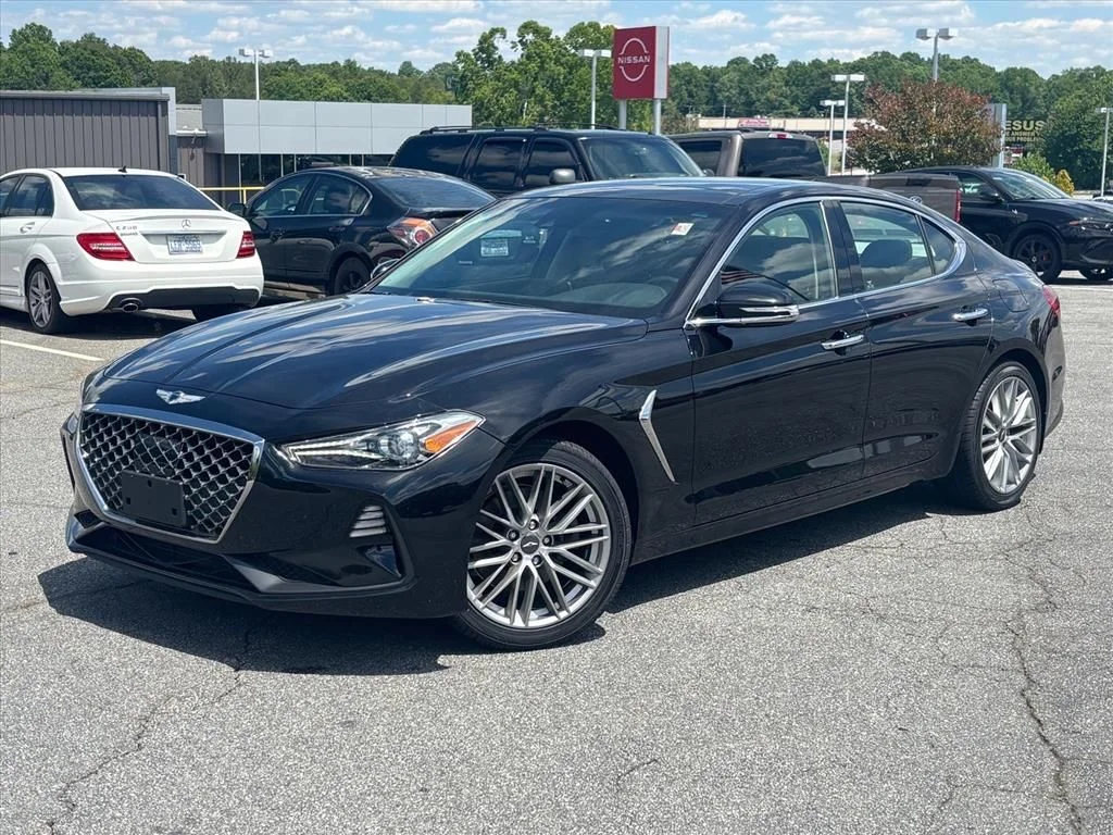 Used 2021 Black Genesis 2.0T image 2