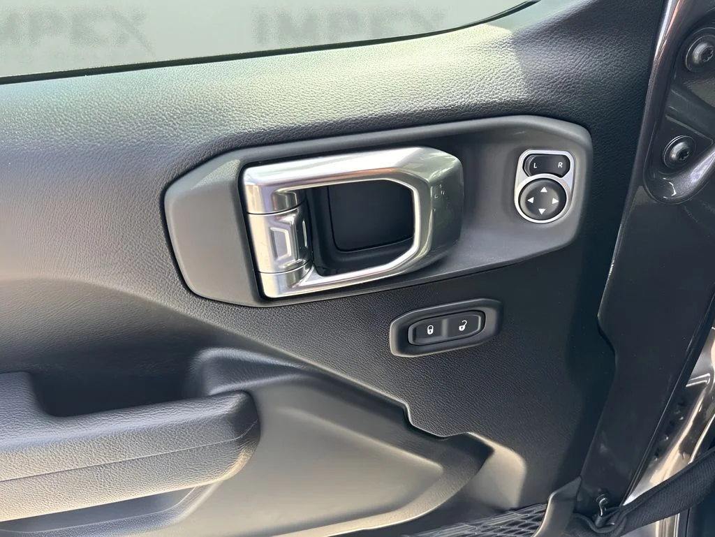 Used 2025 Gray Jeep Sport S image 26